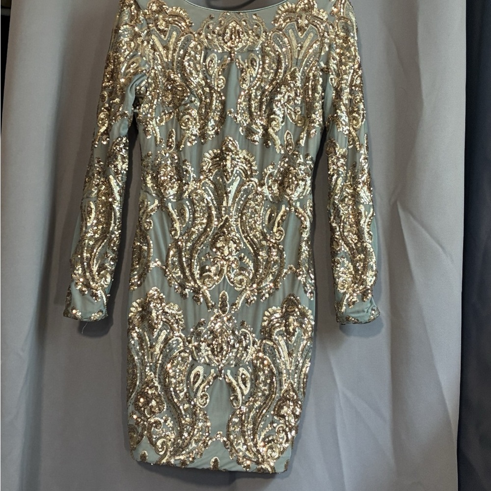 Dress the Population Gold and Blue Long Sleeve Dress